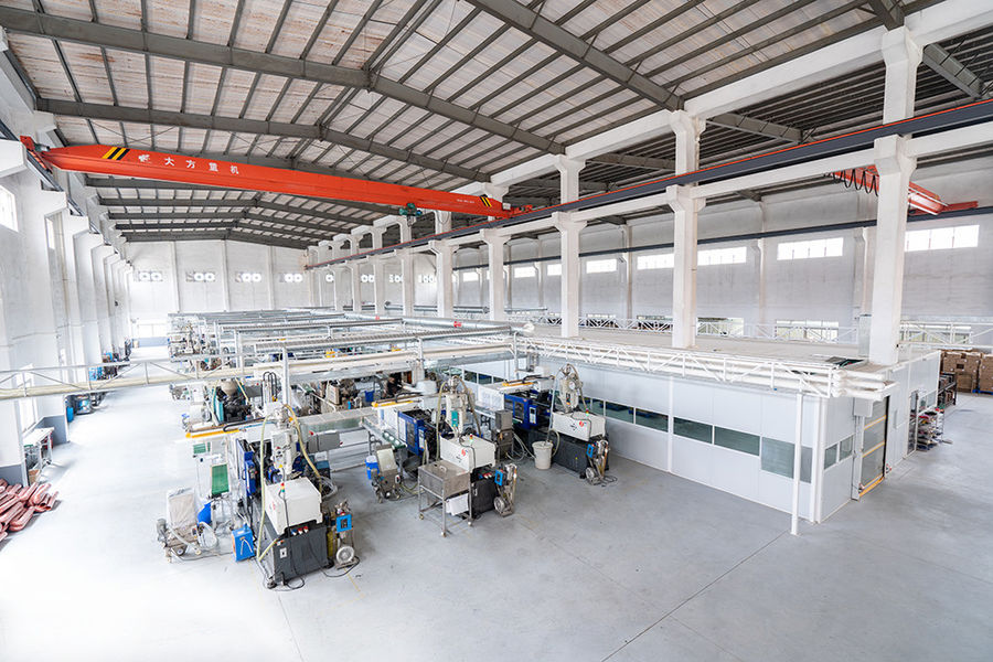 FOSHAN SHUNDE QUANYE PLASTICS CO.,LTD chaîne de production de fabricant